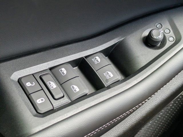 New 2025 Jeep Grand Cherokee Limited w/ Black Appearance Package image 21