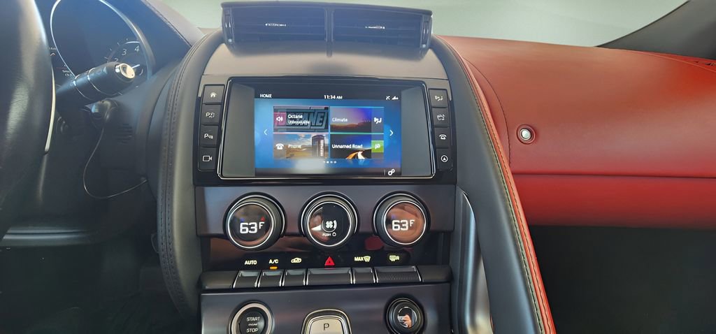Used 2018 Jaguar F-TYPE R image 34
