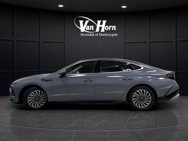 Used 2025 Hyundai Sonata Limited image 13
