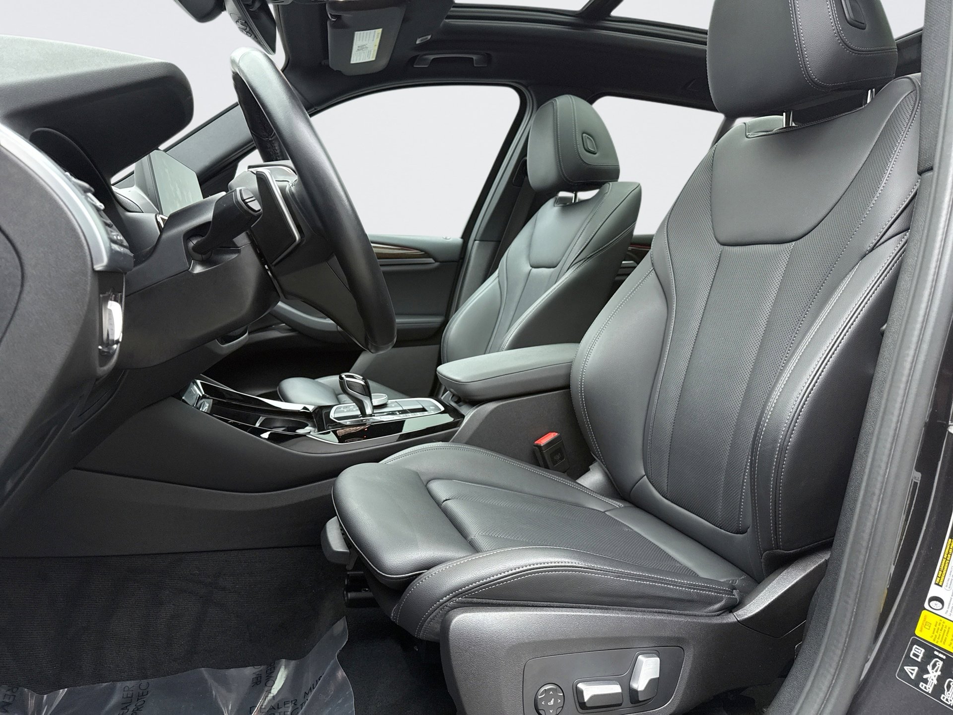 Used 2022 BMW X3 xDrive30i w/ Convenience Package image 11