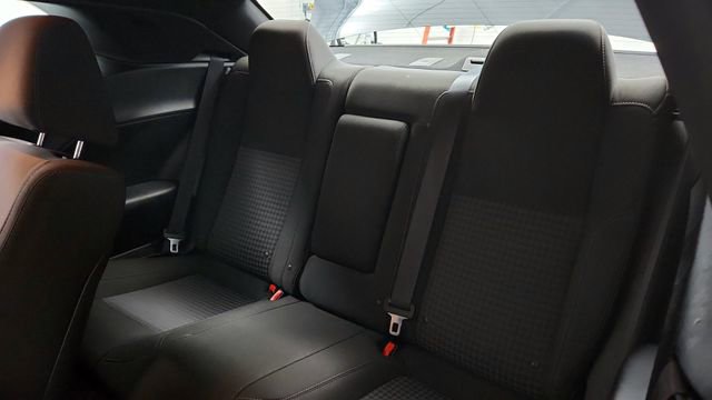 Used 2017 Dodge Challenger SXT w/ Driver Convenience Group image 17
