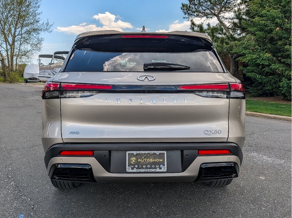 Used 2023 INFINITI QX60 Luxe AWD/4WD image 6