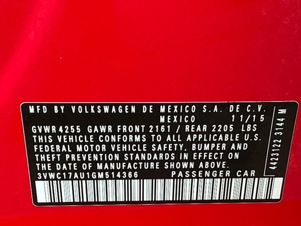 Used 2016 Volkswagen Golf SE image 28