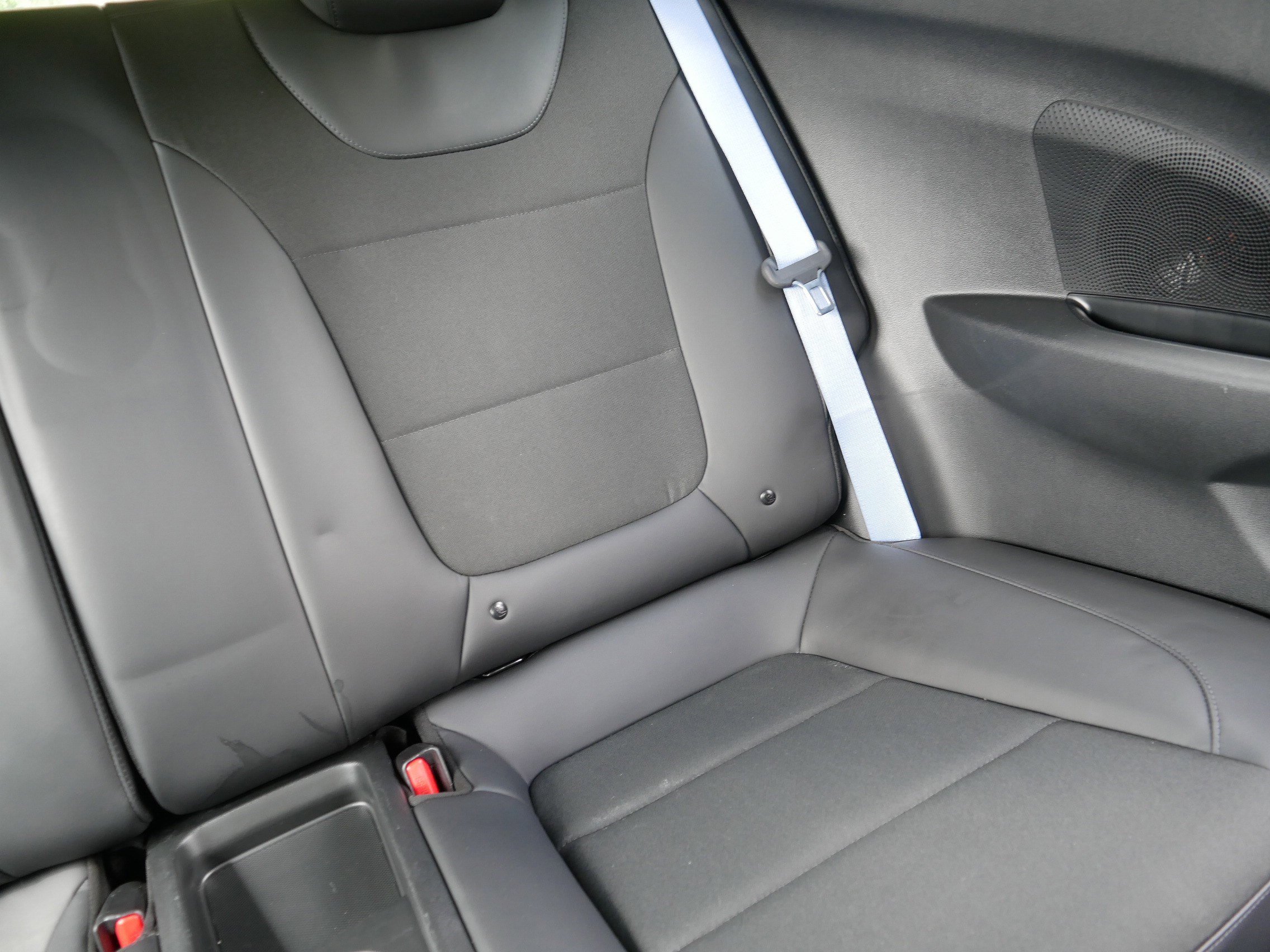 Used 2022 Hyundai Veloster N FWD image 14