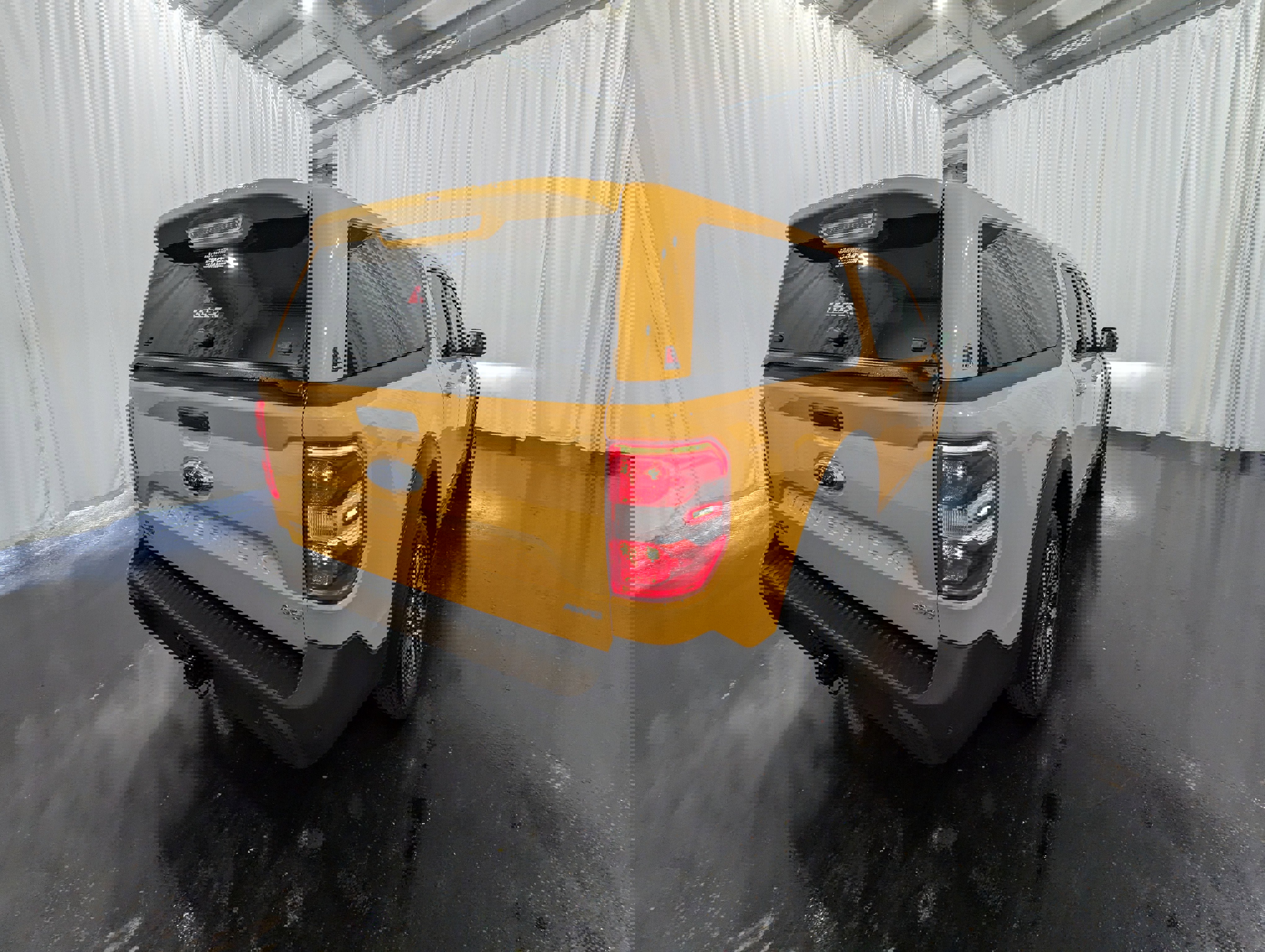 Used 2023 Ford Maverick Lariat w/ Lariat Luxury Package image 6