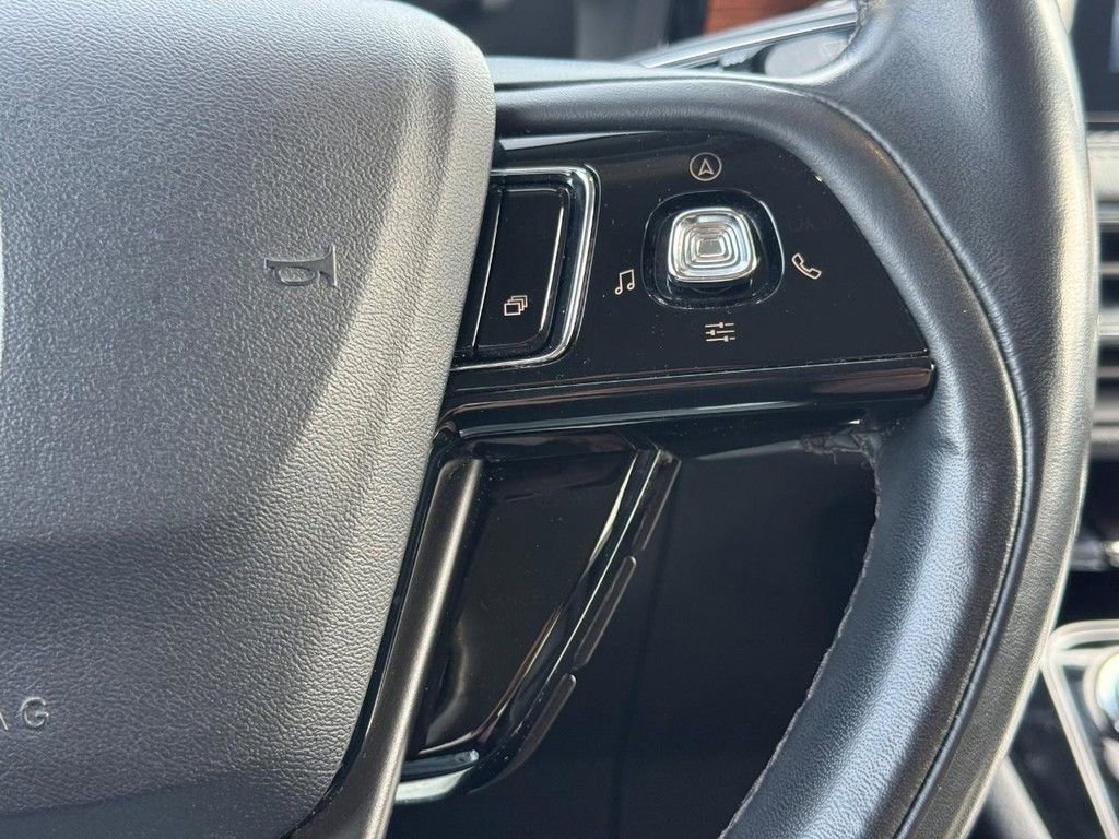 Used 2022 Lincoln Corsair Reserve image 19