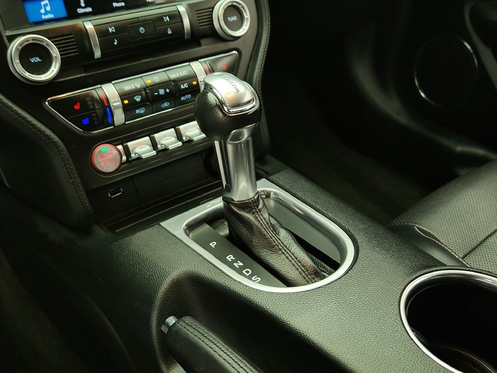 Used 2018 Ford Mustang Premium RWD image 13