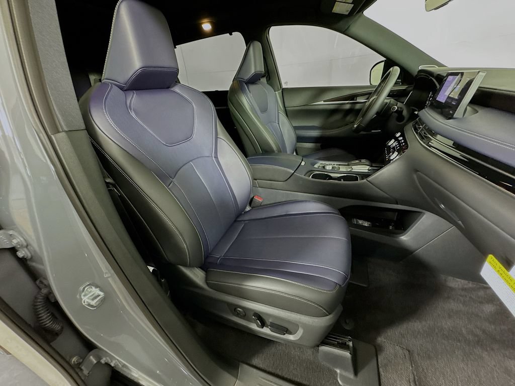 Certified 2026 INFINITI QX60 Sport w/ Dark Cargo Package AWD/4WD image 40