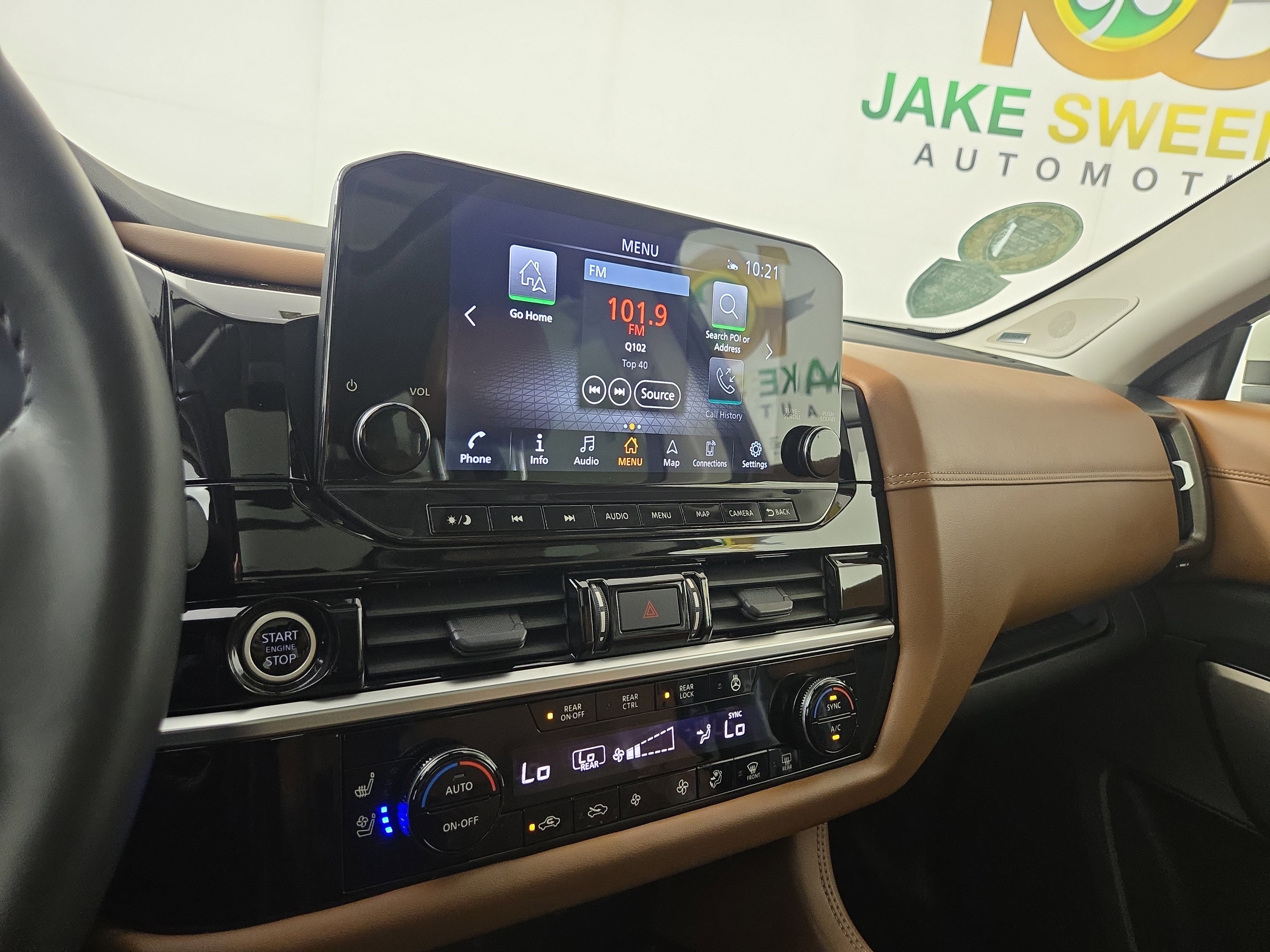 Used 2022 Nissan Pathfinder Platinum w/ Cargo Package image 24