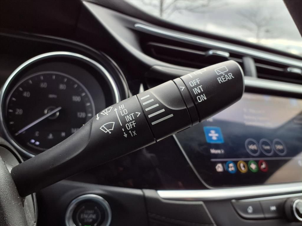 Certified 2020 Buick Encore GX Essence image 15
