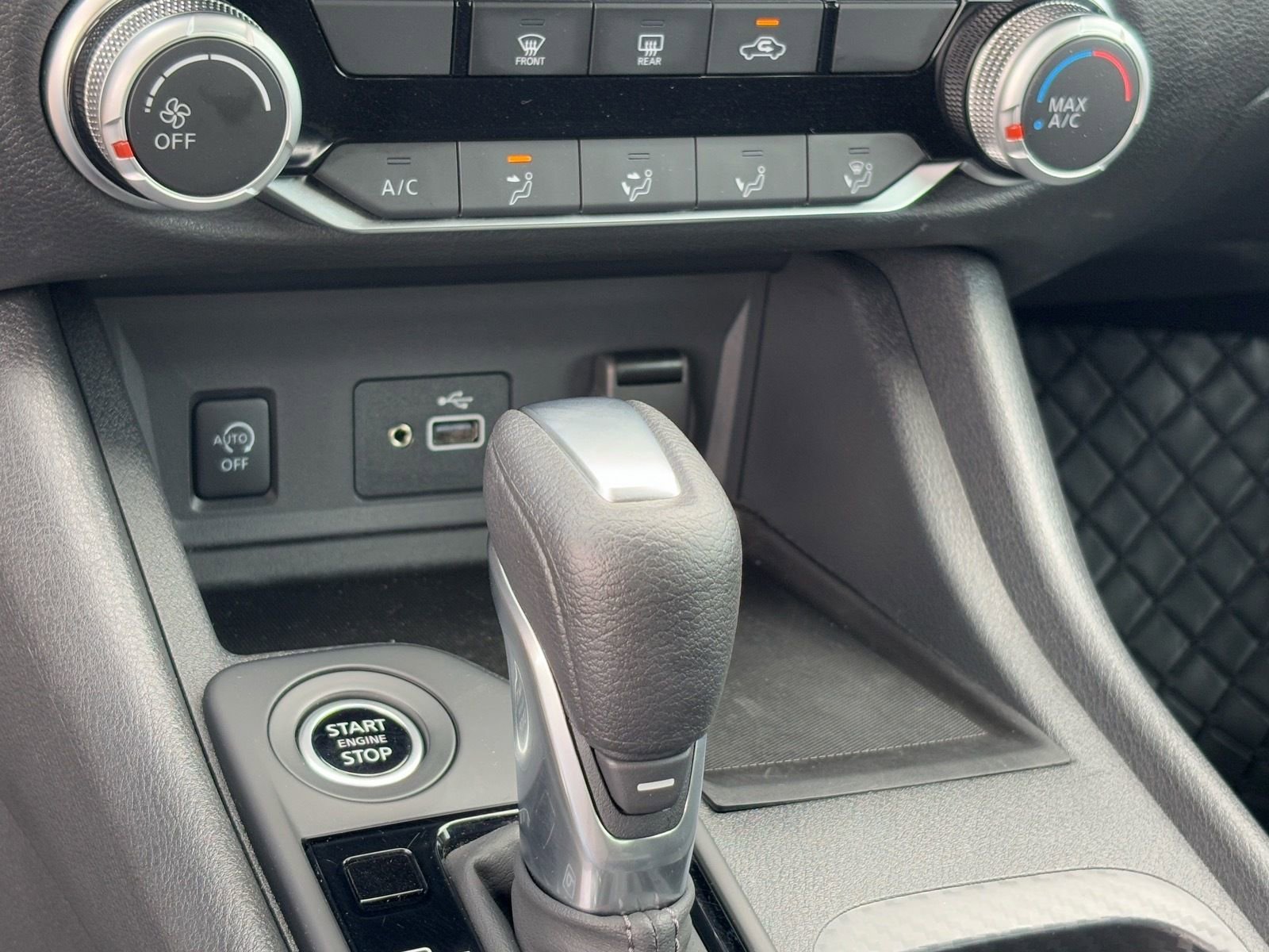 Used 2025 Nissan Sentra S image 26