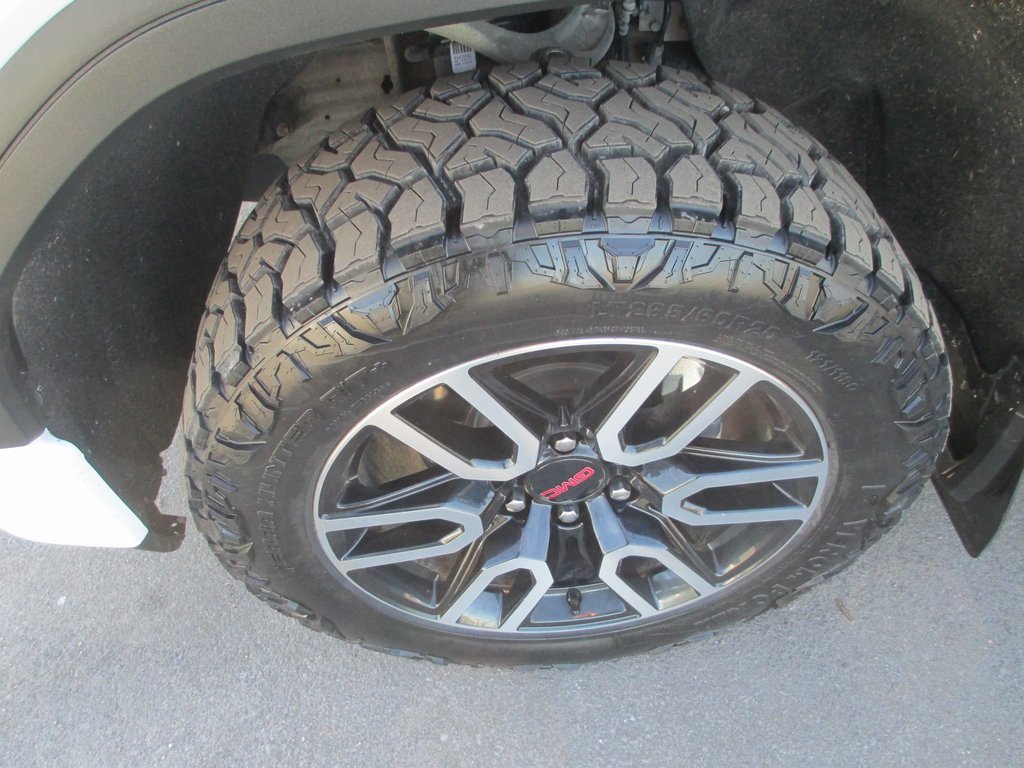 Certified 2021 GMC Sierra 1500 AT4 w/ AT4 Value Package image 14
