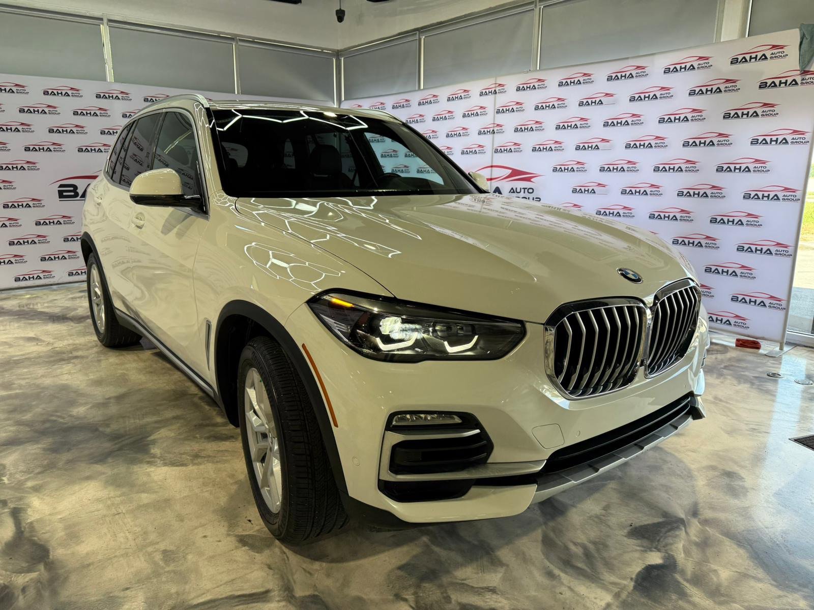 Used 2020 BMW X5 sDrive40i w/ Premium Package RWD image 5