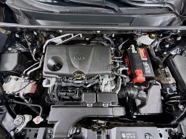 Used 2020 Toyota RAV4 LE FWD image 27