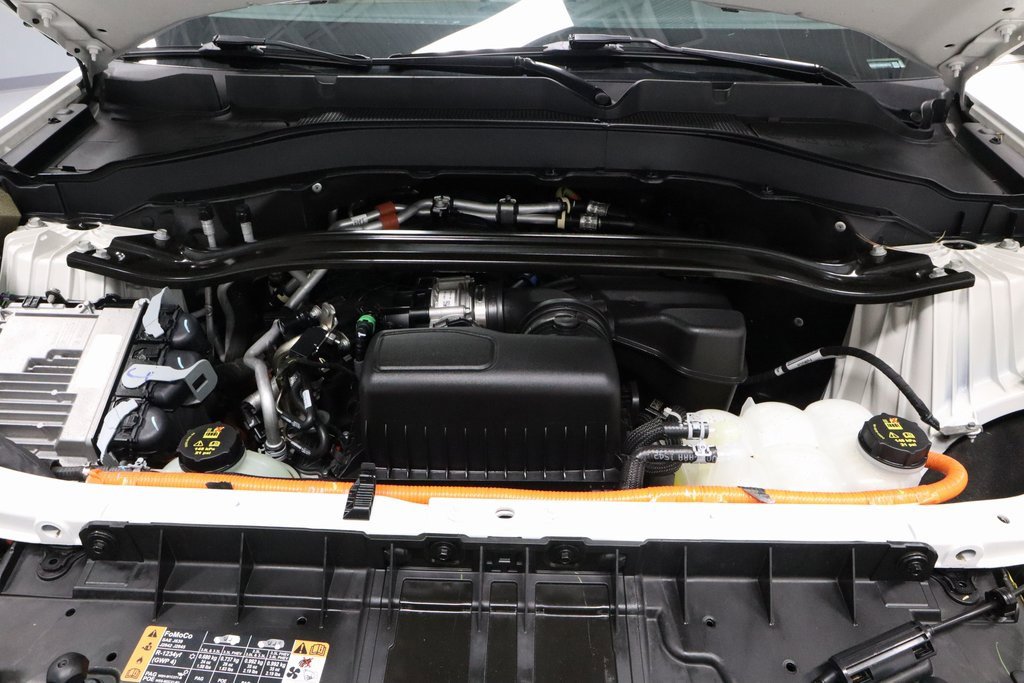 Certified 2022 Ford Explorer Limited w/ Hybrid Equipment Group 310A image 14