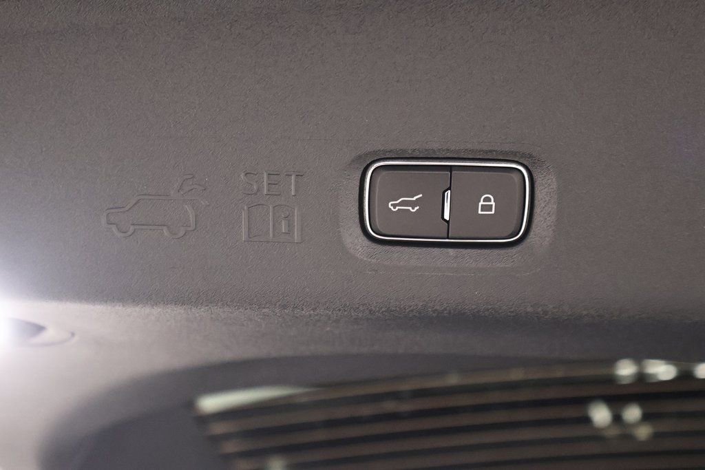 New 2026 Ford Expedition Platinum w/ Stealth Appearance Package image 10