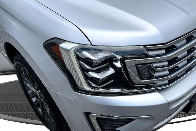 Used 2019 Ford Expedition Limited w/ Equipment Group 301A RWD image 33