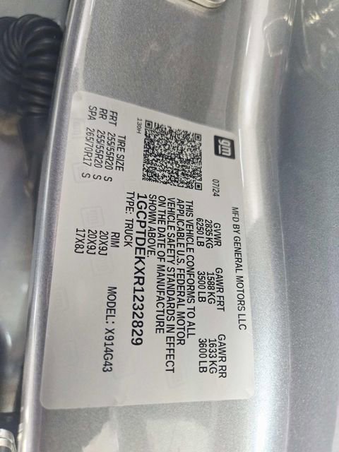 Used 2024 Chevrolet Colorado Z71 w/ Z71 Convenience Package 2 image 34