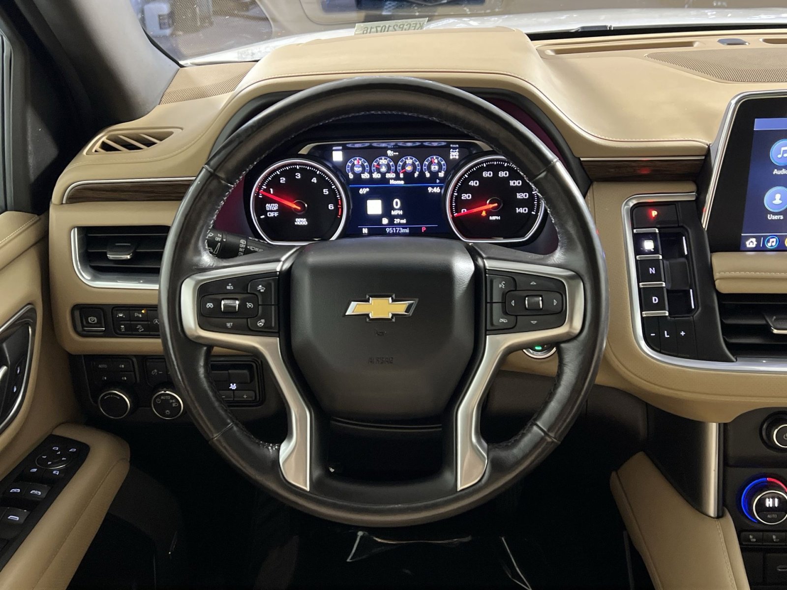 Used 2021 Chevrolet Tahoe Premier w/ Premium Package image 16