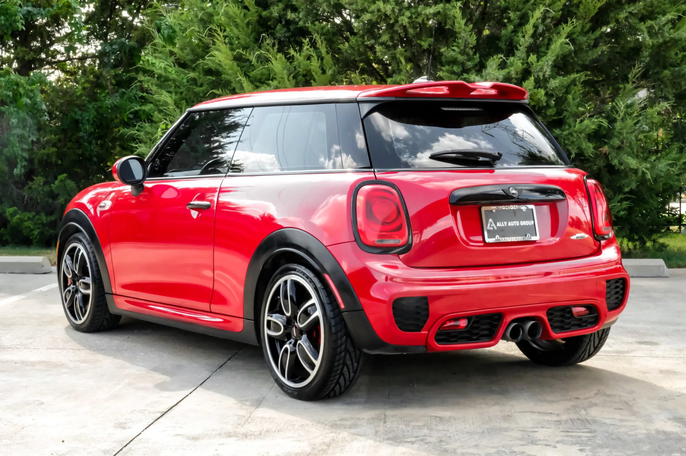 Used 2016 MINI Cooper John Cooper Works FWD image 10