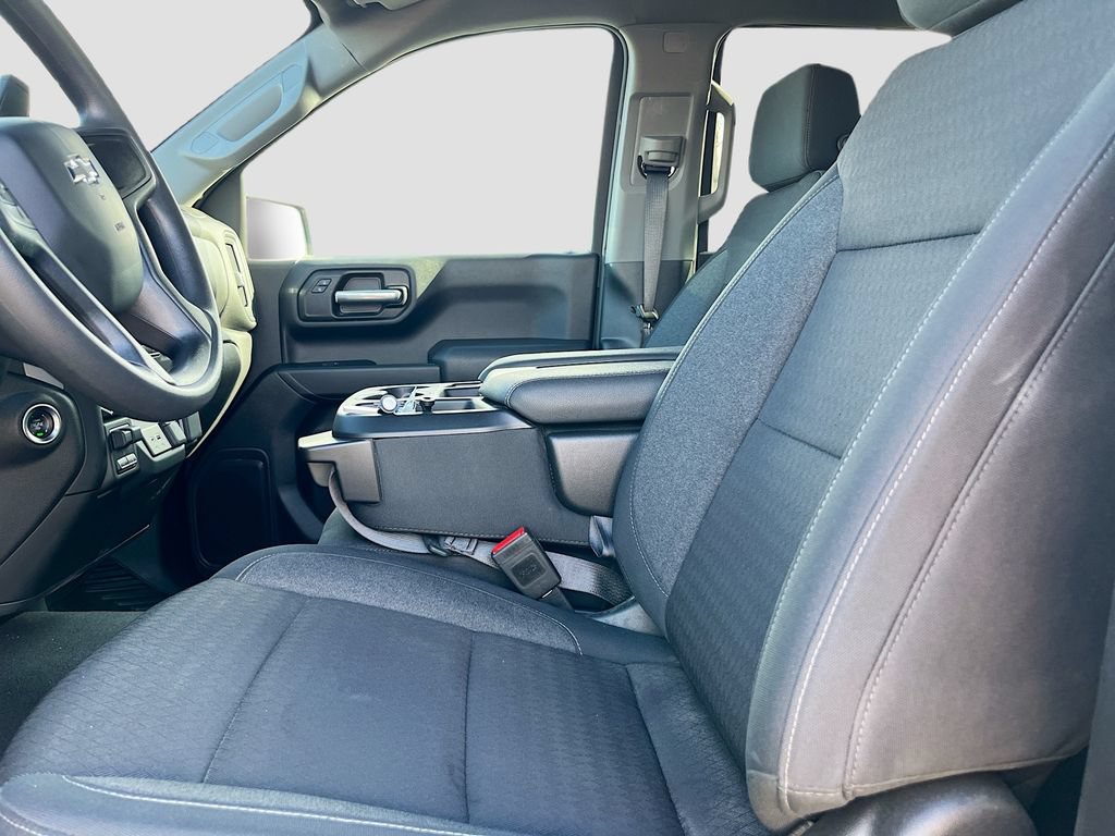 Used 2024 Chevrolet Silverado 1500 Custom Trail Boss w/ LPO, Dark Essentials Package AWD/4WD image 19