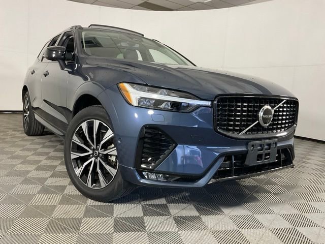 Certified 2023 Volvo XC60 B5 Plus w/ Climate Package image 39