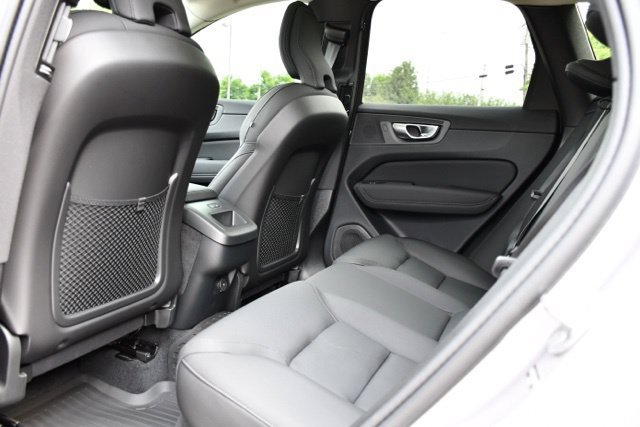 New 2026 Volvo XC60 B5 Plus w/ Climate Package AWD/4WD image 18