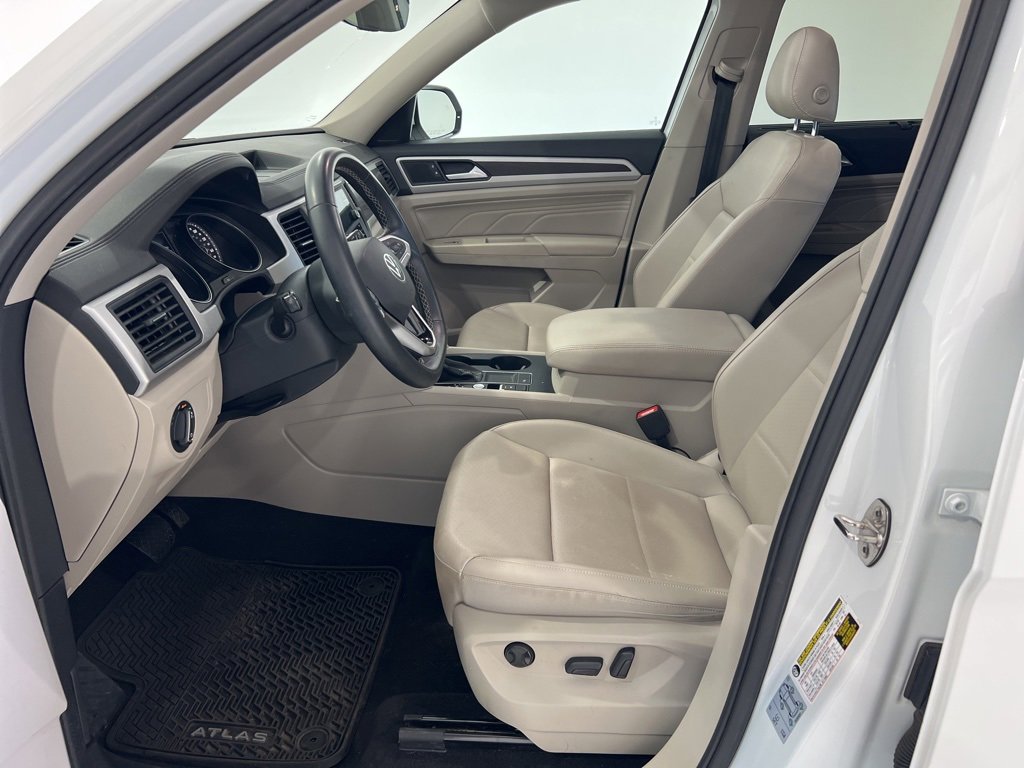 Used 2021 Volkswagen Atlas SE w/ Panoramic Sunroof Package image 18