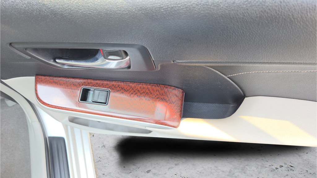 Used 2013 Toyota Camry XLE w/ Leather Pkg FWD image 79