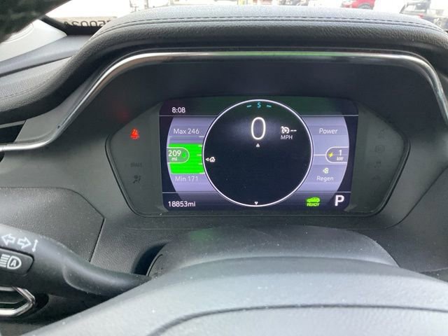 Used 2022 Chevrolet Bolt EUV LT w/ Convenience Package image 24