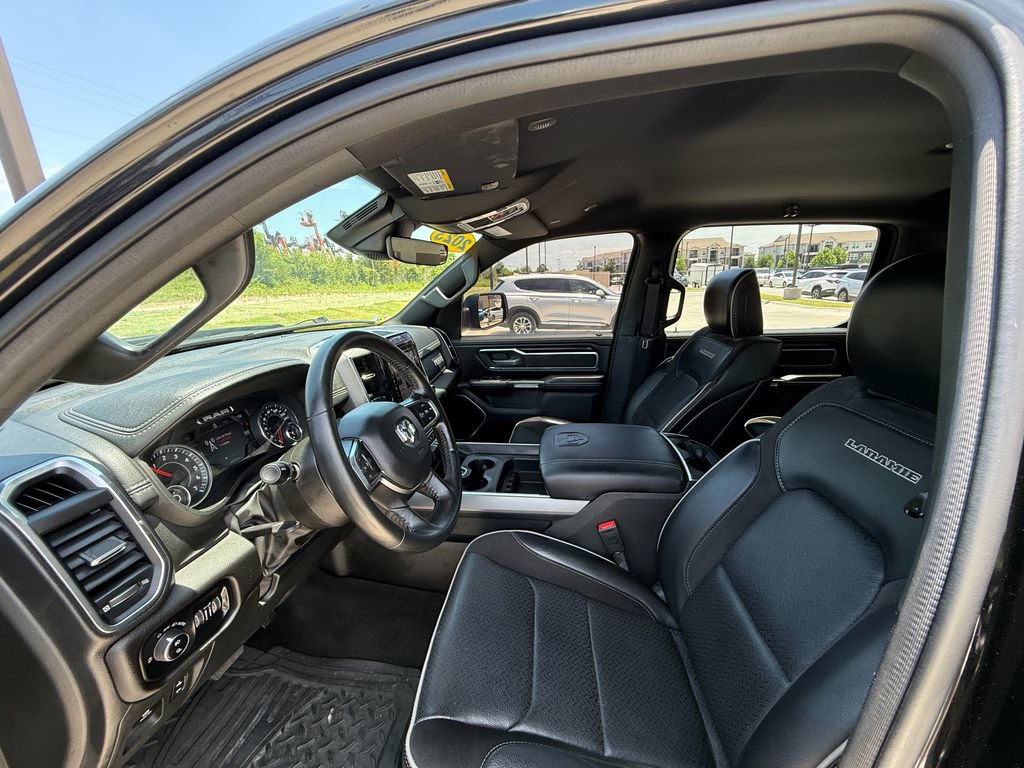 Used 2023 RAM 1500 Laramie AWD/4WD image 15