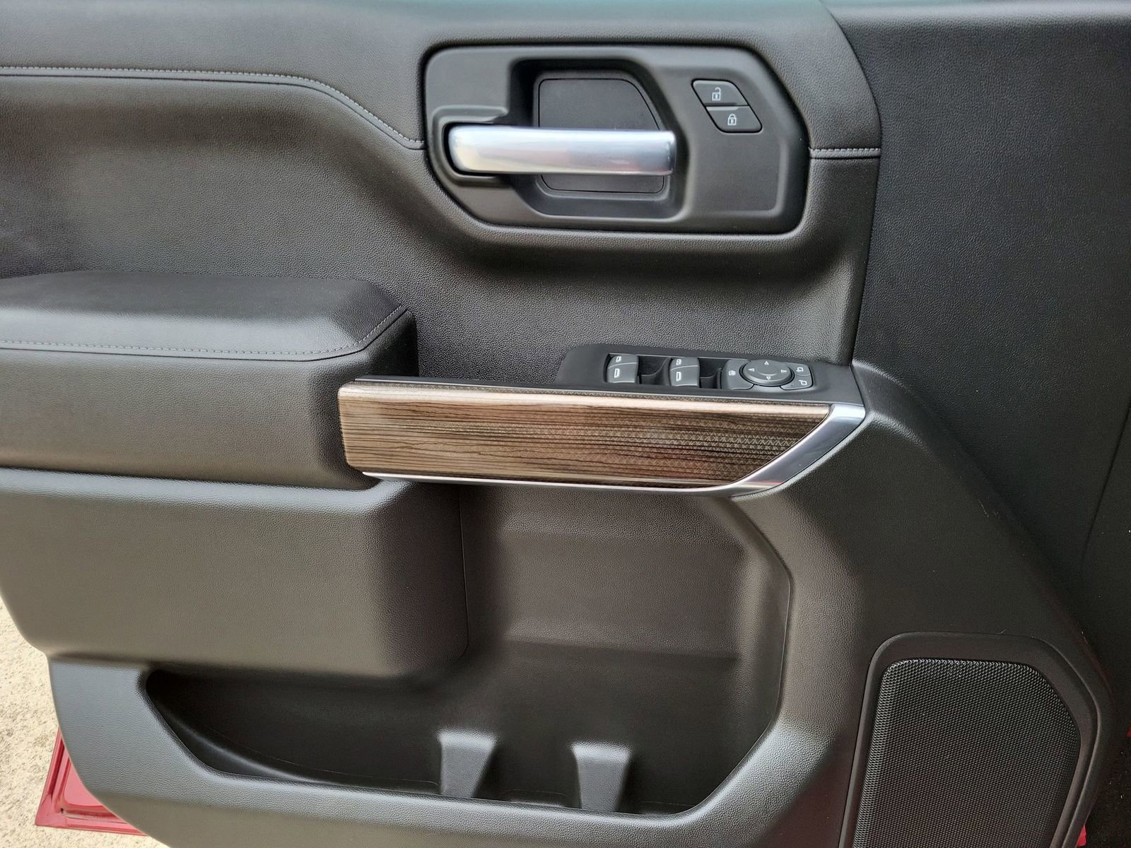 Certified 2022 Chevrolet Silverado 1500 LT Trail Boss w/ Bed Protection Package AWD/4WD image 21