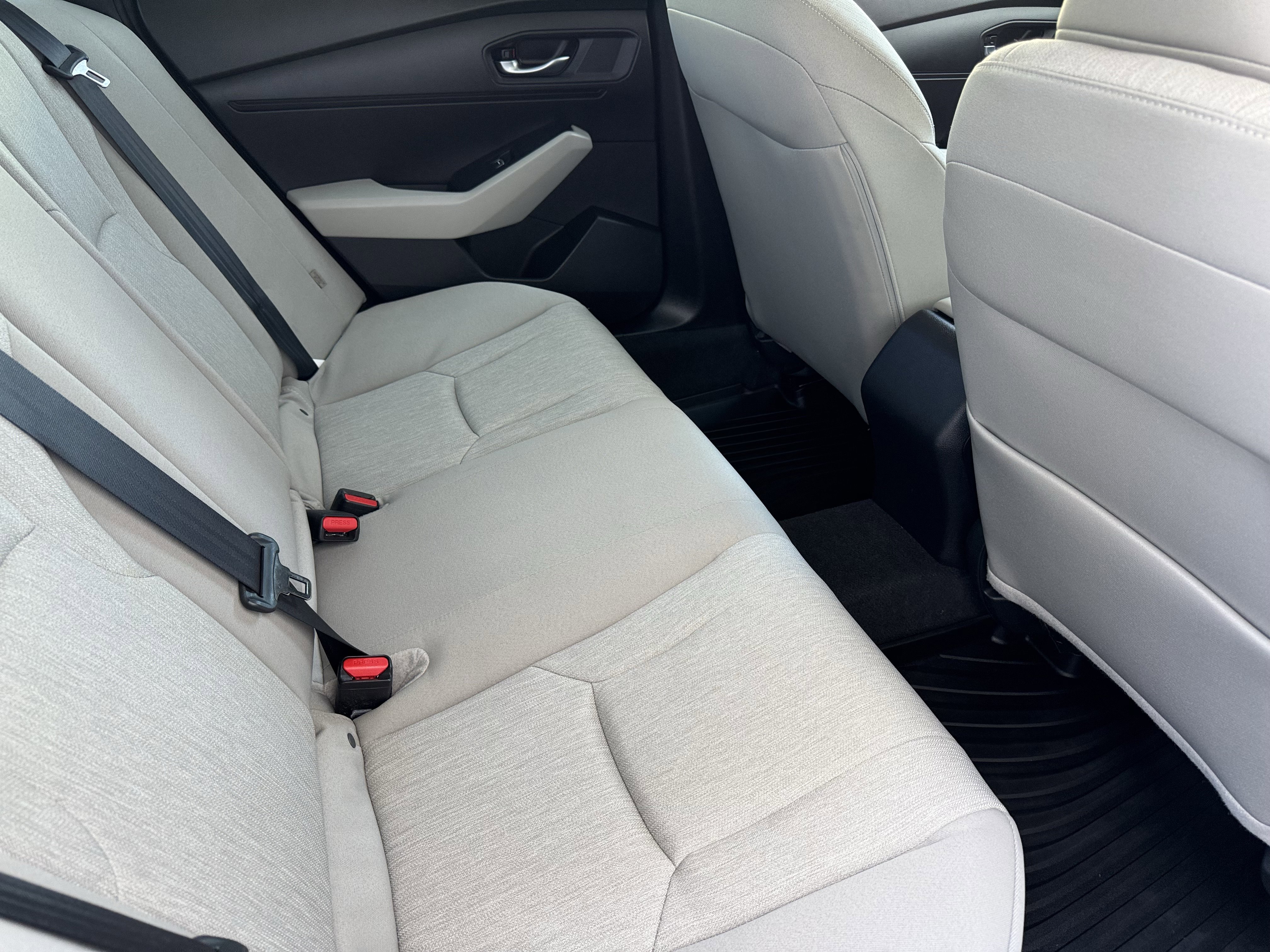 Used 2023 Honda Accord LX image 19