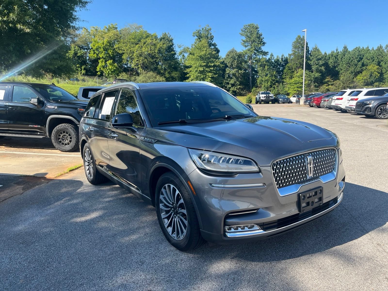 Used 2021 Lincoln Aviator Reserve RWD image 3