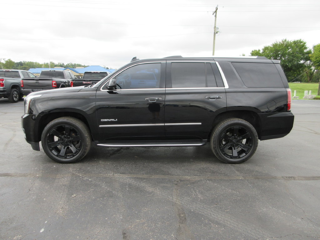 Used 2019 GMC Yukon Denali w/ Open Road Package AWD/4WD image 9