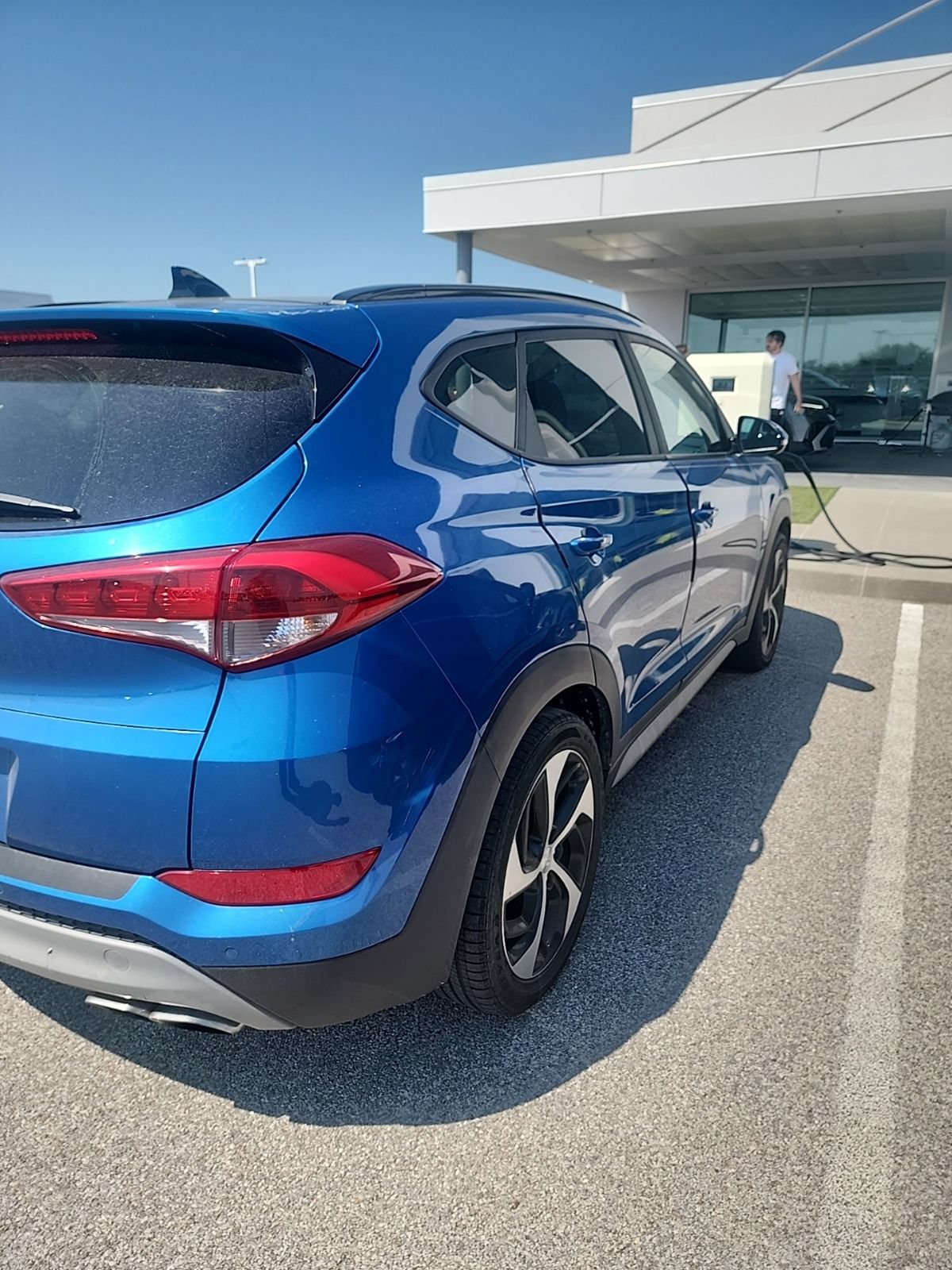 Used 2018 Hyundai Tucson Value w/ Cargo Package FWD image 4