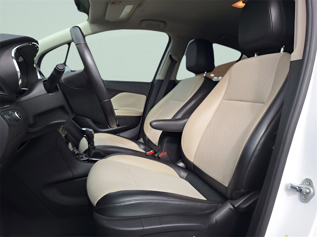 Used 2020 Buick Encore Preferred image 21