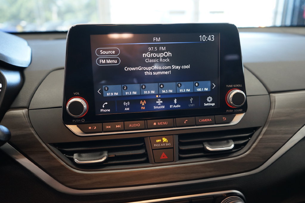 Used 2024 Nissan Altima 2.5 SV FWD image 34