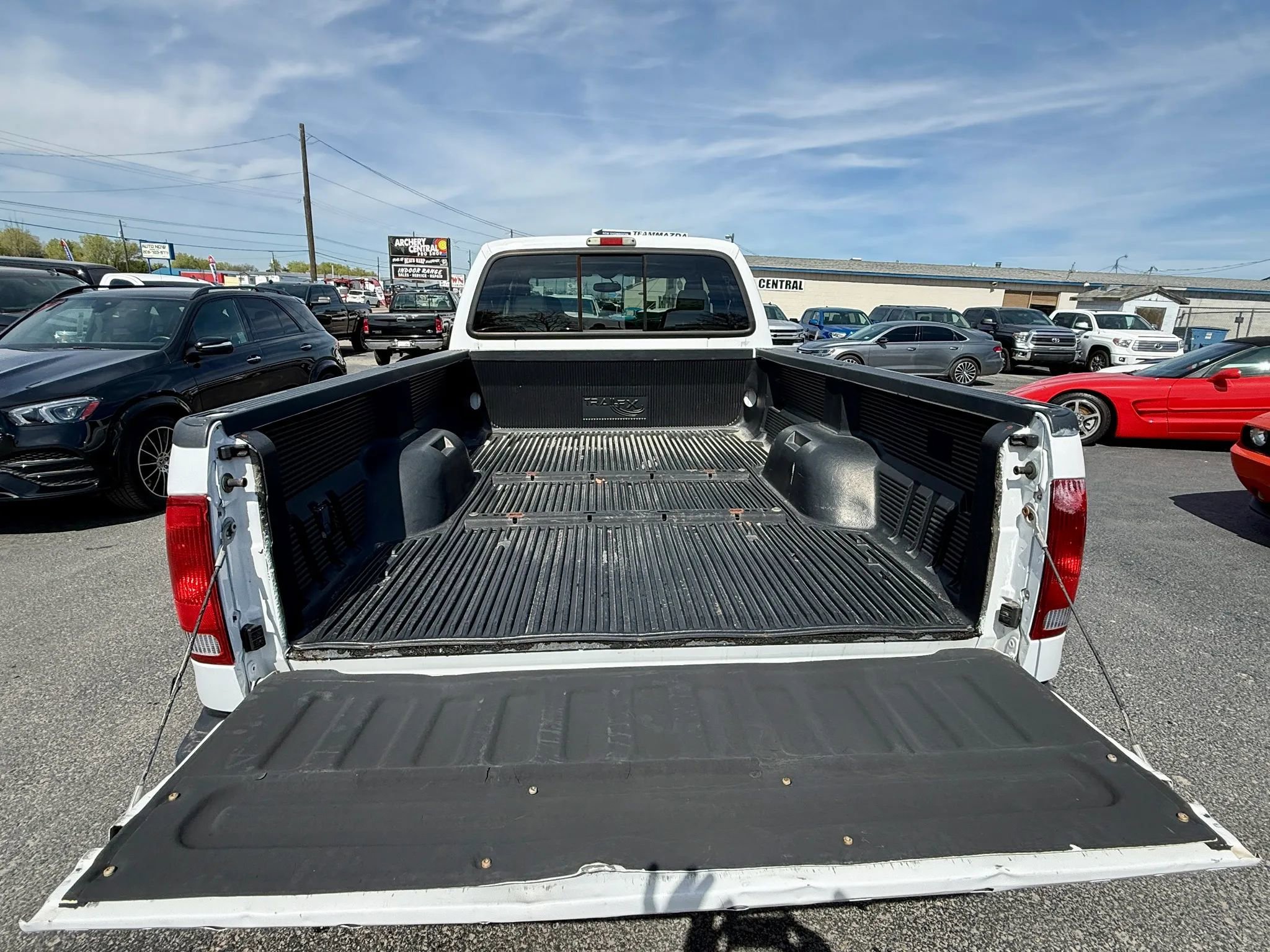 Used 2005 Ford F350 Lariat image 5