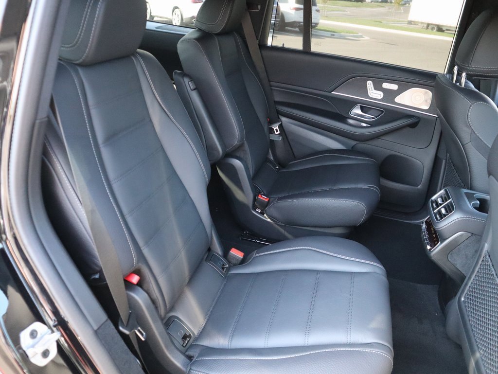 New 2026 Mercedes-Benz GLS 450 4MATIC image 21