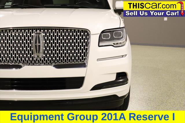 Used 2022 Lincoln Navigator Reserve image 12
