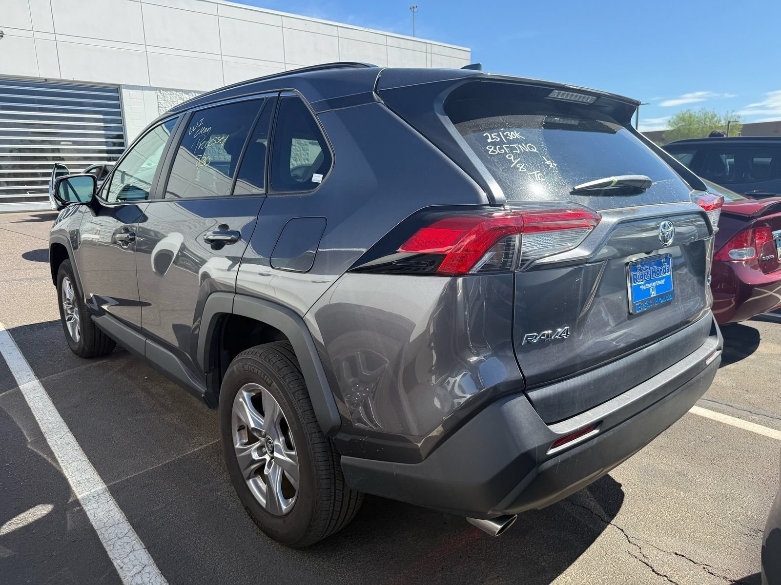 Used 2025 Toyota RAV4 XLE FWD image 3