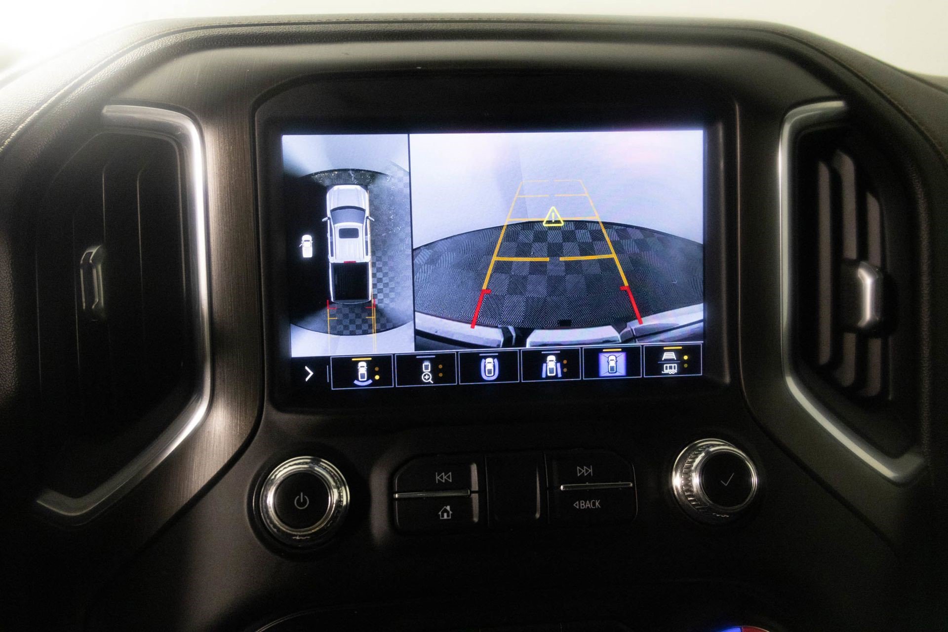 Certified 2021 GMC Sierra 1500 AT4 w/ AT4 Premium Package image 10