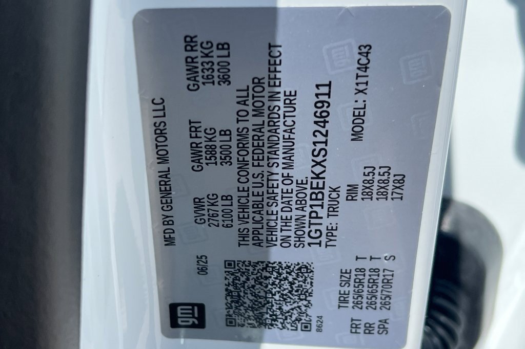 New 2025 GMC Canyon Elevation w/ Technology Package image 22