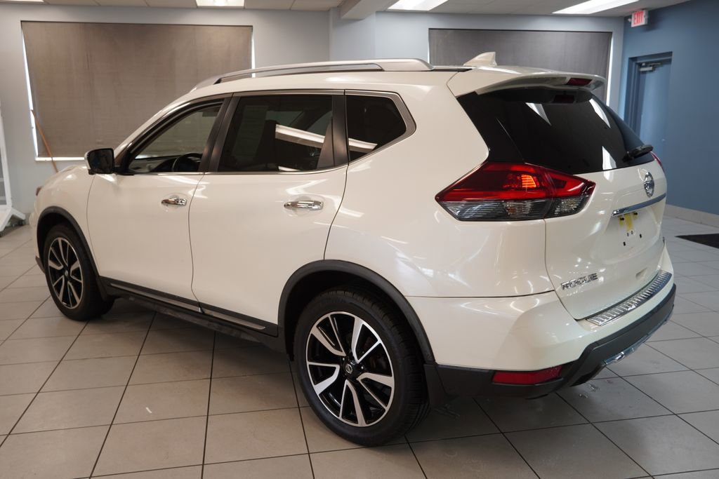 Used 2018 Nissan Rogue SL w/ Premium Package AWD/4WD image 12