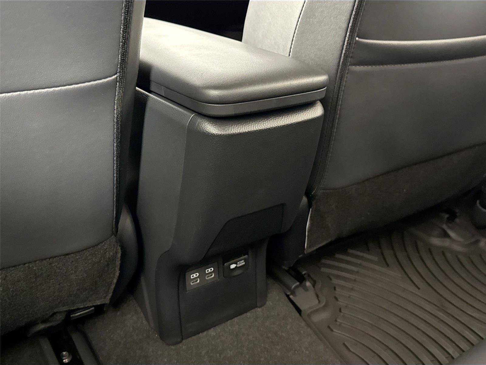 Certified 2025 Toyota Prius Plug-In Hybrid FWD image 35
