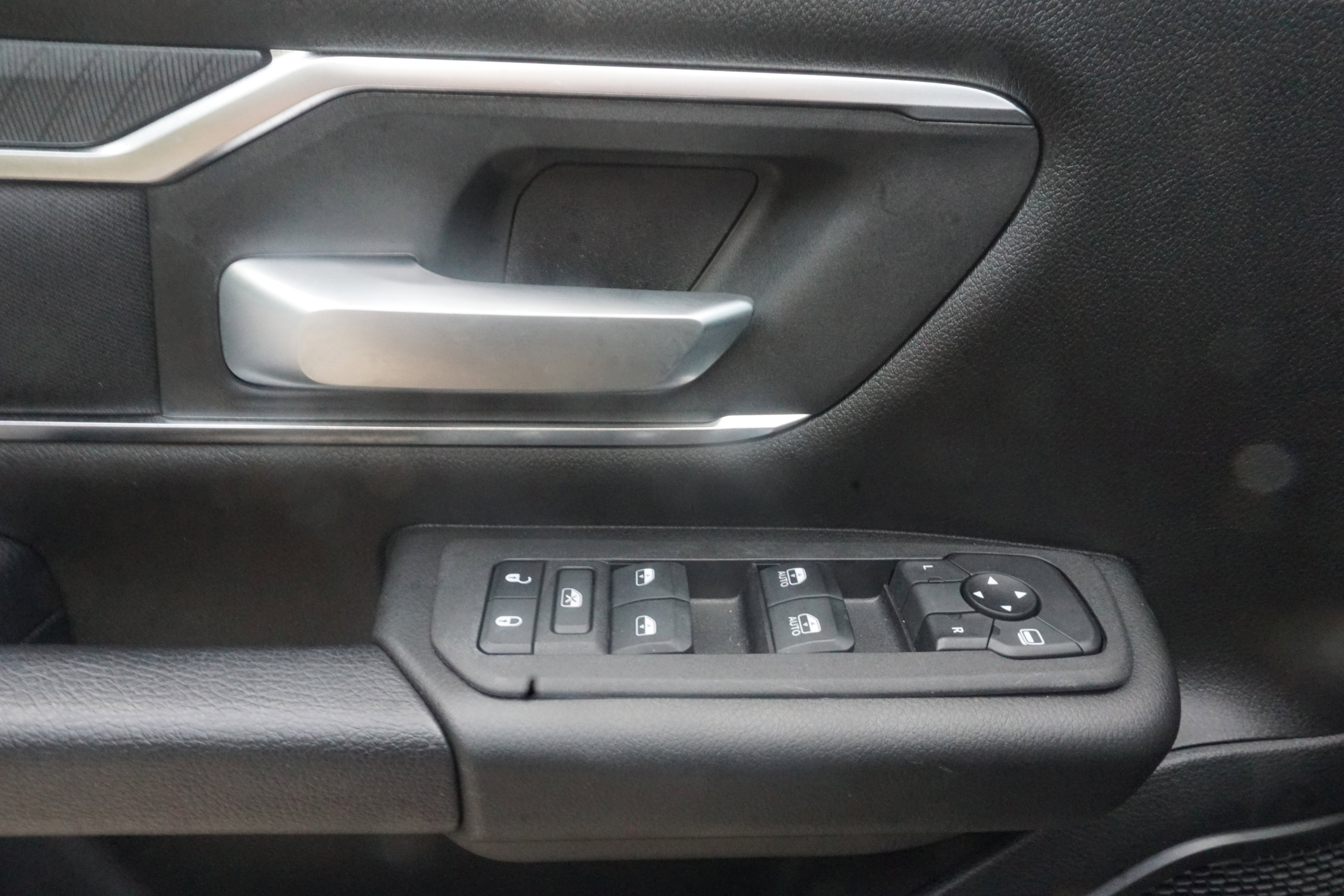Used 2025 RAM 1500 Big Horn image 15