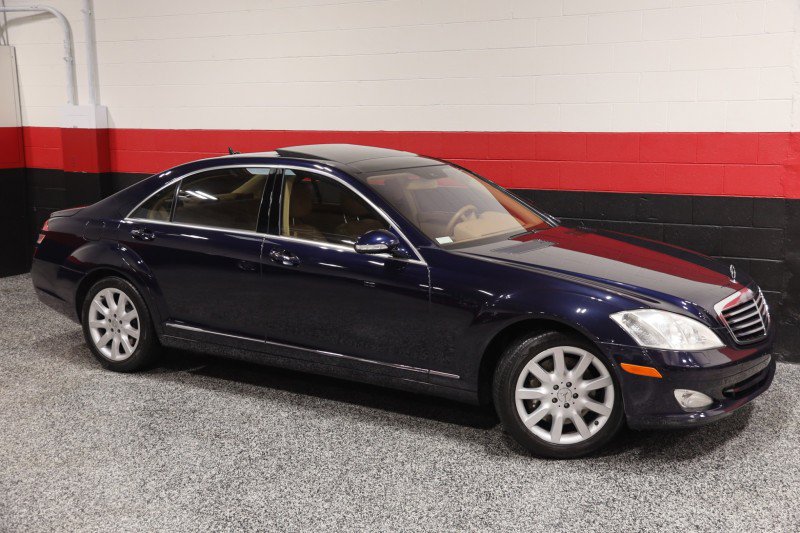 Used 2007 Mercedes-Benz S 550 4MATIC image 2