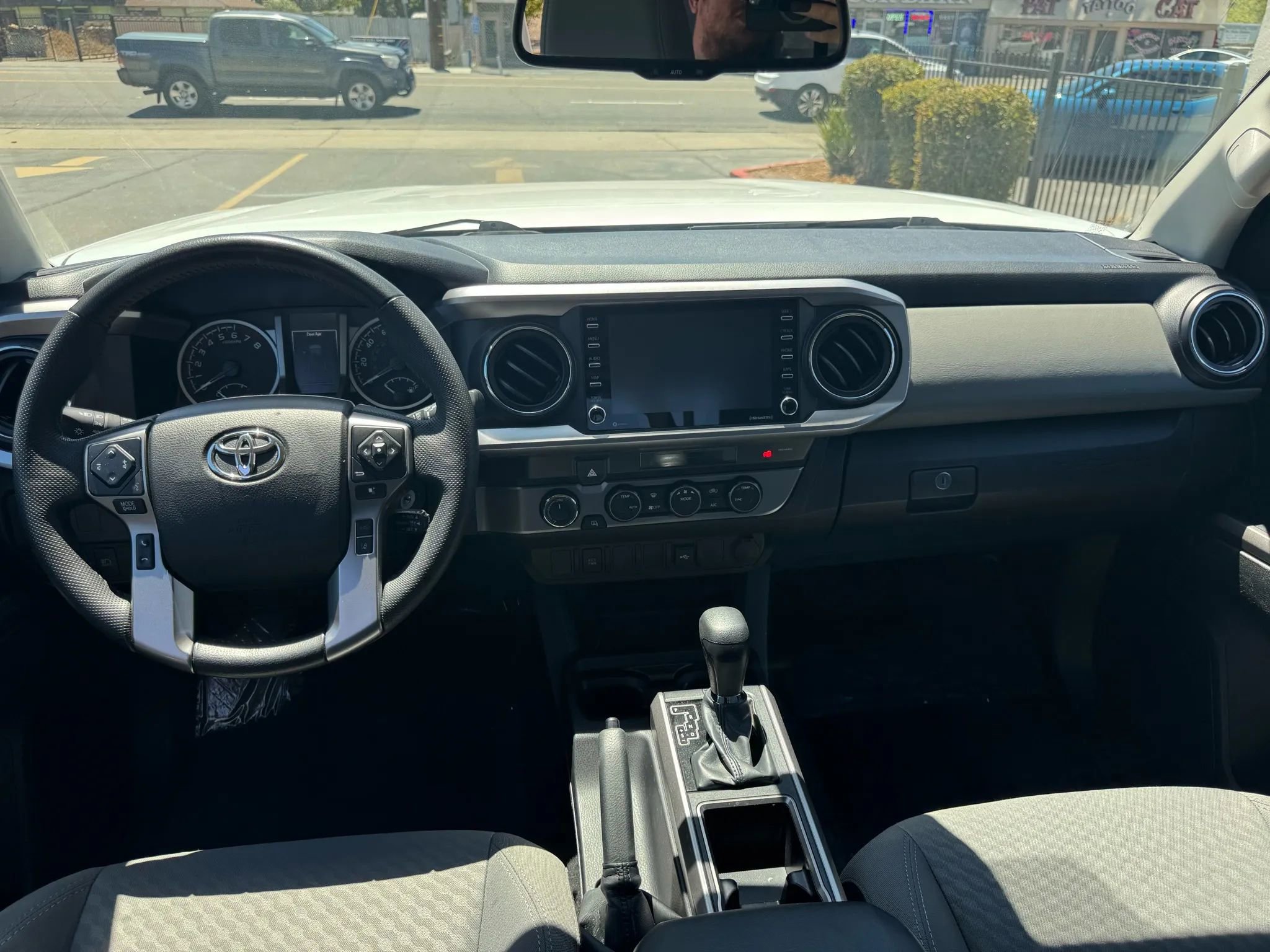 Used 2022 Toyota Tacoma SR5 image 19