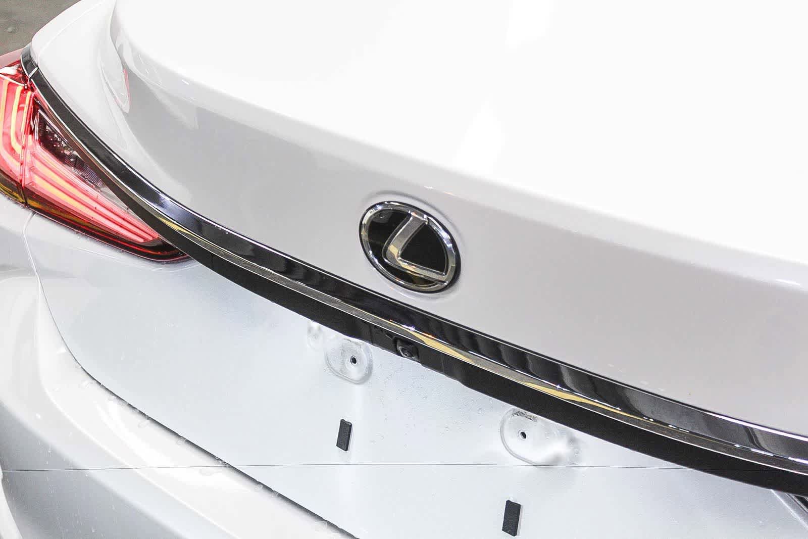 Certified 2025 Lexus ES 350 w/ Accessory Package (Z2) FWD image 10